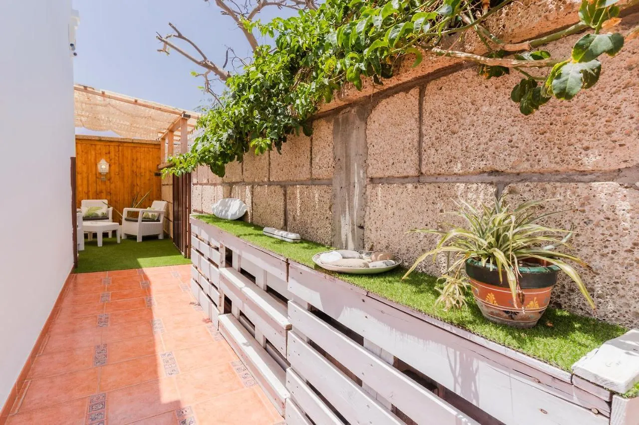 Guest House Villa Neon Tenerife Arona